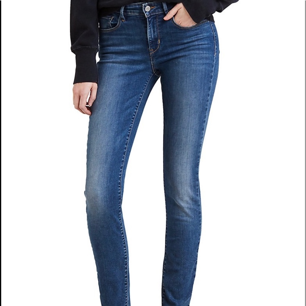 Citizen of Humanity skinny Aveldon jean. Free Shipping!